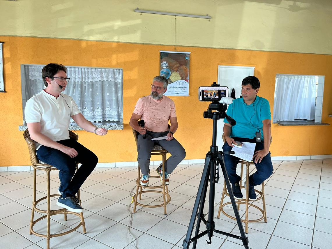 Equipe da cozinha que caprichou nos detalhes e na preparação