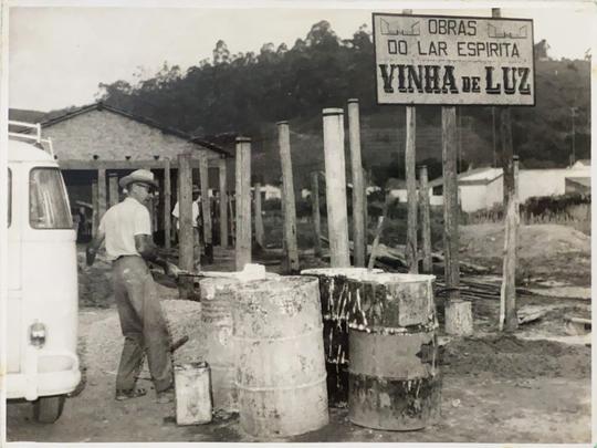 voluntários na construção